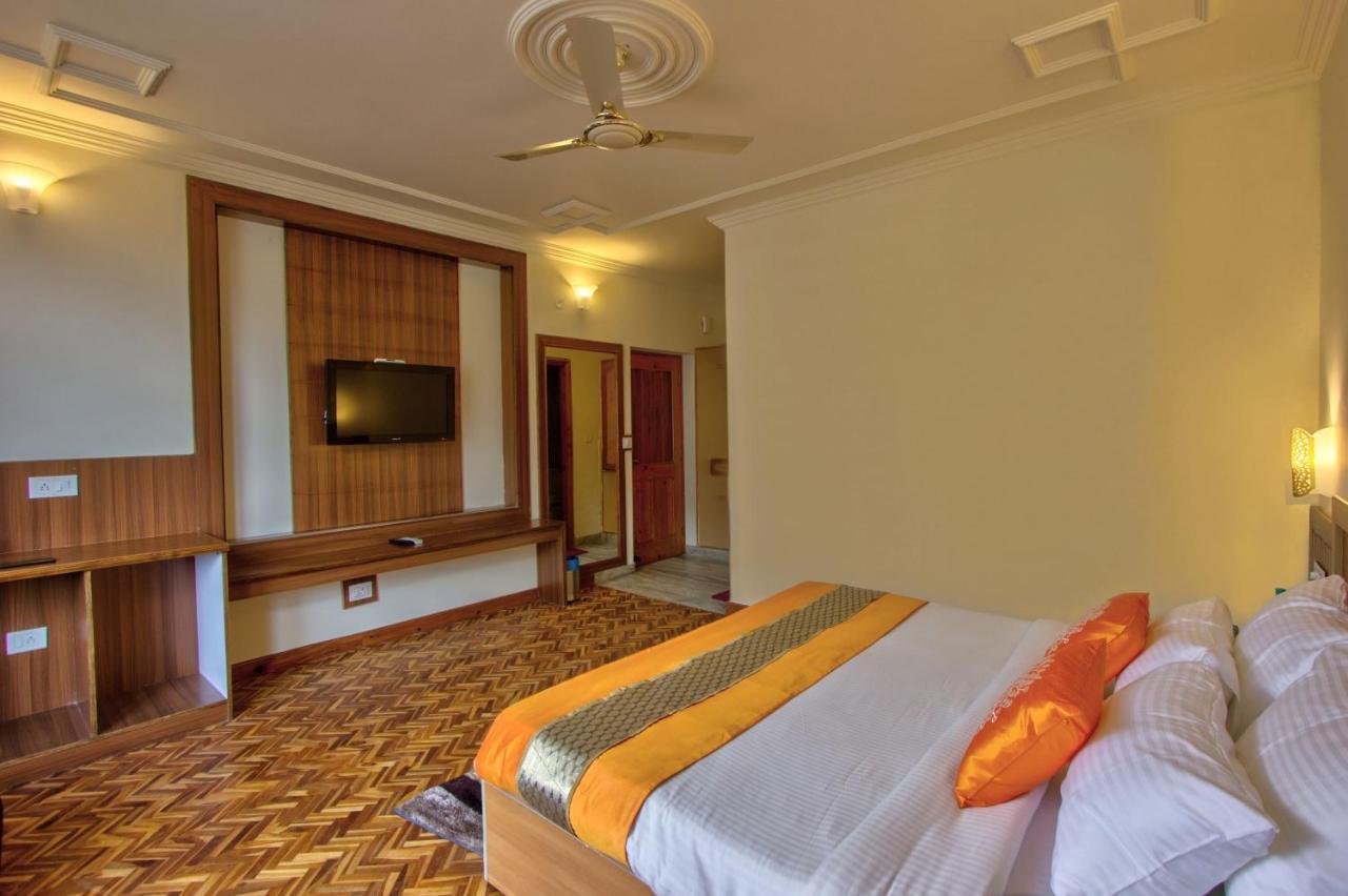 Woodstock Inn Manali エクステリア 写真